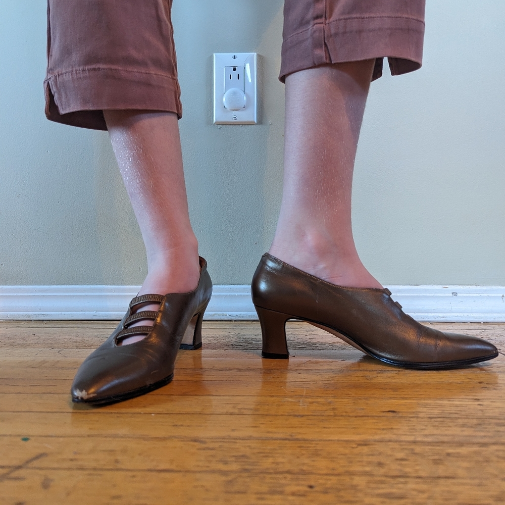 Shoes - Picture 2 of 9